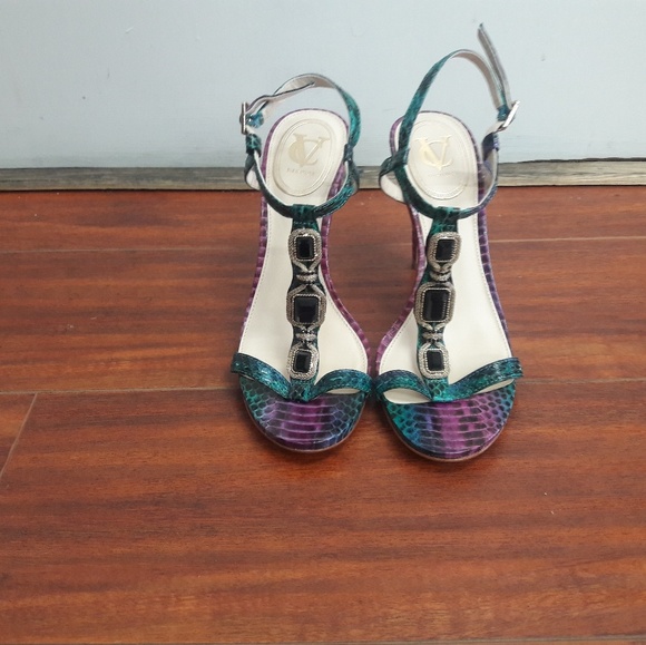 Vince Camuto leather heels - Picture 7 of 7